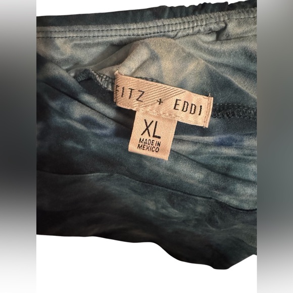 Fitz+Eddi Tie-Dye Shorts • Size XL • Color: Emerald - Picture 3 of 3